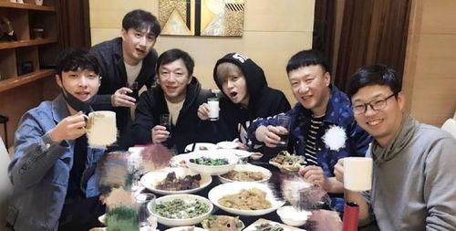 娱乐吃瓜一起看,一起揭秘明星幕后故事