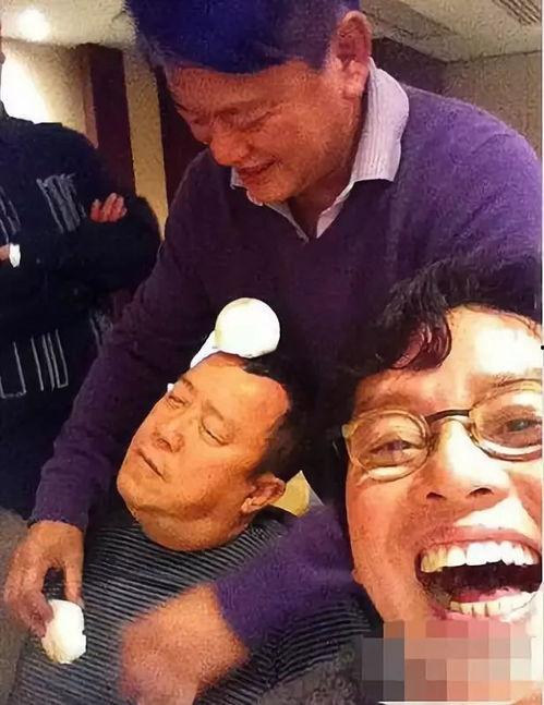 猪头娱乐圈吃瓜,揭秘明星们的“吃瓜”生活